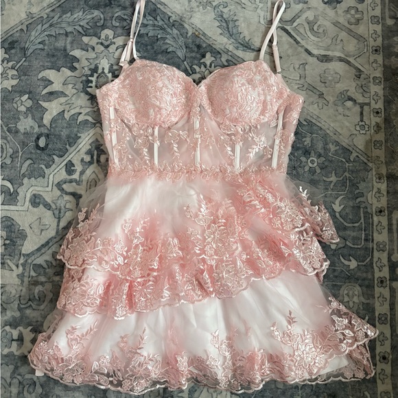 Dresses & Skirts - Elegant Pink Lace Dress